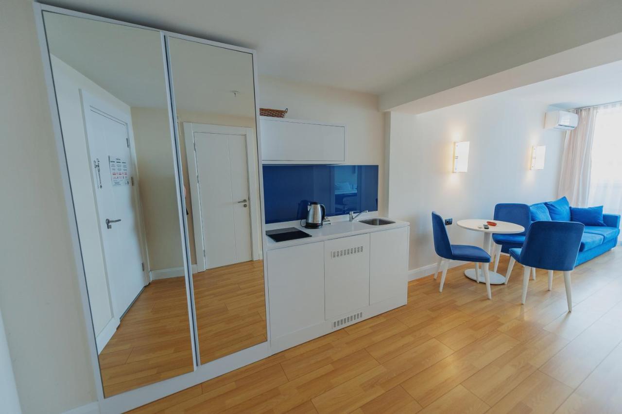 באטומי Orbi City Suite מראה חיצוני תמונה