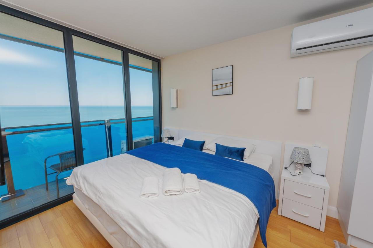 באטומי Orbi City Suite מראה חיצוני תמונה