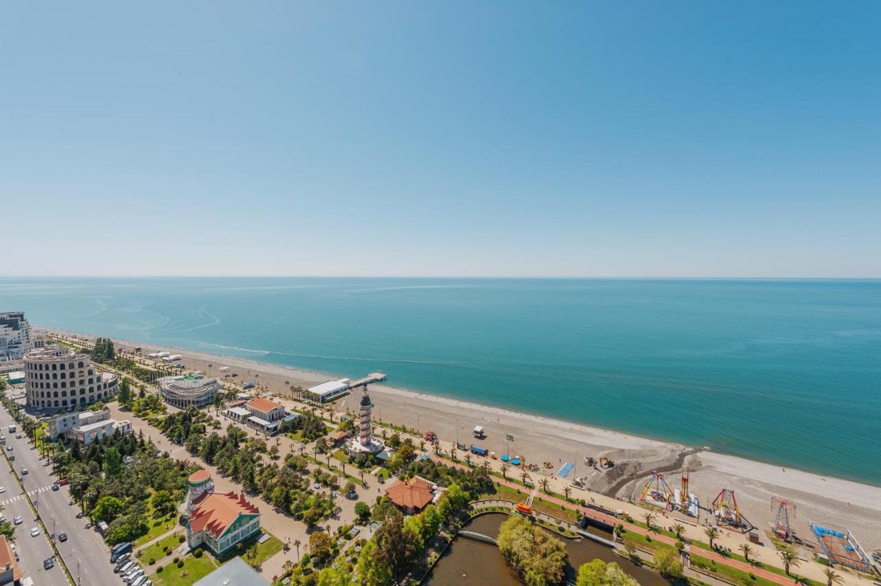 באטומי Orbi City Suite מראה חיצוני תמונה