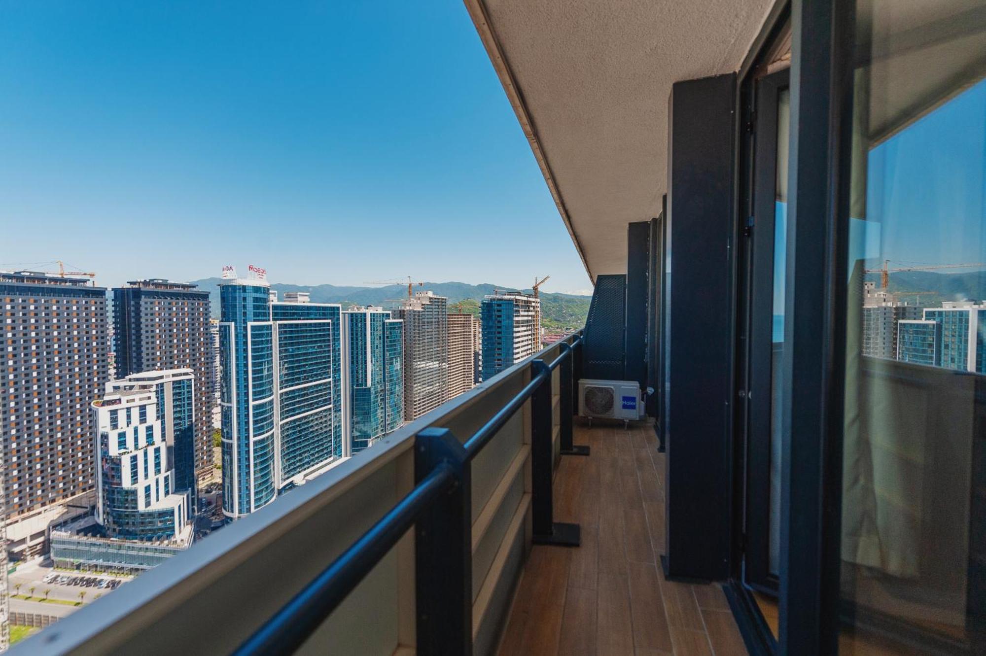 באטומי Orbi City Suite מראה חיצוני תמונה