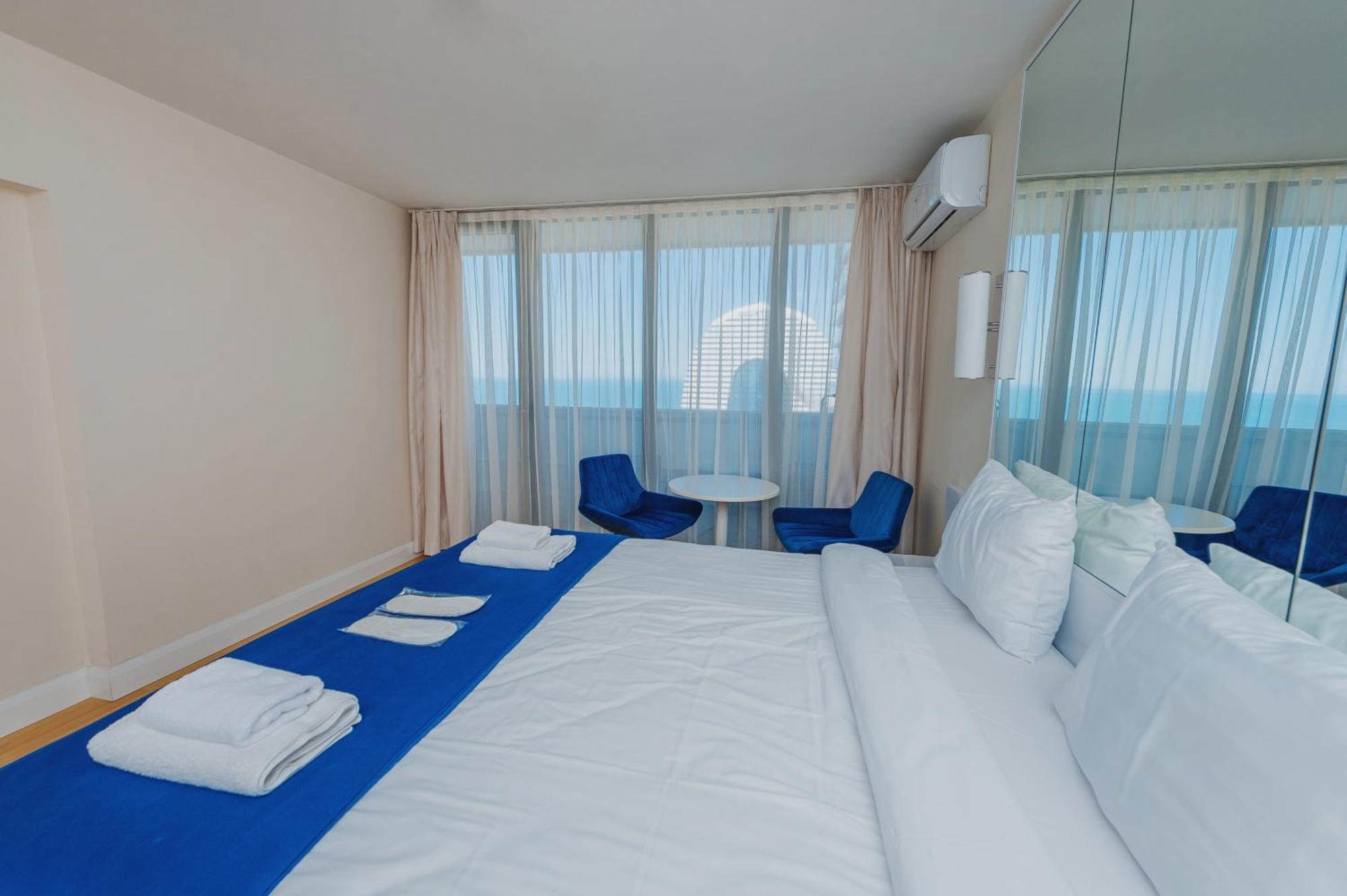 באטומי Orbi City Suite מראה חיצוני תמונה