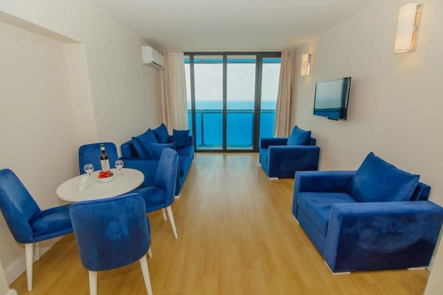 באטומי Orbi City Suite מראה חיצוני תמונה